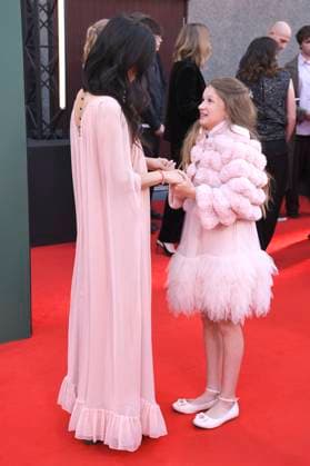 ChloÃ Zhao and Olivia Lynes at the premiere of the feature film Hamnet at the 69 BFI London Film Festival 2025 at the Royal Festival Hall London, 11 10 2025 Foto:xS.xVasx xFuturexImagex hamnet_5072