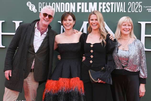 Tim Buckley, Jessie Buckley, guest and Marina Cassidy at the premiere of the feature film Hamnet at the 69 BFI London Film Festival 2025 at the Royal Festival Hall London, 11 10 2025 Foto:xS.xVasx xFuturexImagex hamnet_5111