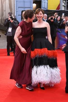 Emily Watson and Jessie Buckley at the premiere of the feature film Hamnet at the 69 BFI London Film Festival 2025 at the Royal Festival Hall London, 11 10 2025 Foto:xS.xVasx xFuturexImagex hamnet_5120