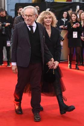 Kate Capshaw with husband Steven Spielberg at the premiere of the feature film Hamnet at the 69 BFI London Film Festival 2025 at the Royal Festival Hall London, 11 10 2025 Foto:xS.xVasx xFuturexImagex hamnet_5122