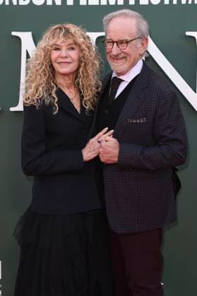 Kate Capshaw with husband Steven Spielberg at the premiere of the feature film Hamnet at the 69 BFI London Film Festival 2025 at the Royal Festival Hall London, 11 10 2025 Foto:xS.xVasx xFuturexImagex hamnet_5126