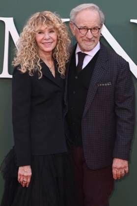 Kate Capshaw with husband Steven Spielberg at the premiere of the feature film Hamnet at the 69 BFI London Film Festival 2025 at the Royal Festival Hall London, 11 10 2025 Foto:xS.xVasx xFuturexImagex hamnet_5127