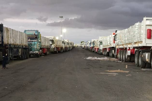Trucks carrying aid to Gaza began passing through the Rafah Border Crossing RAFAH, EGYPT - OCTOBER 12: Trucks carrying humanitarian aid supplies pass through the Rafah Border Crossing following the ceasefire agreement in Rafah, Egypt on October 12, 2025. Ahmed Sayed Anadolu Rafah Egypt. Editorial use only. Please get in touch for any other usage.  Copyright: x2025xAnadoluxAhmedxSayedx