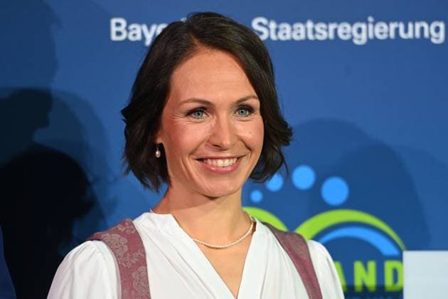 Magdalena NEUNER Ex biathlete, single picture, cropped single motif, portrait, portrait Bavarian Sports Award 2025 at BMW Welt, red carpet, red carpet on 11 10 2025