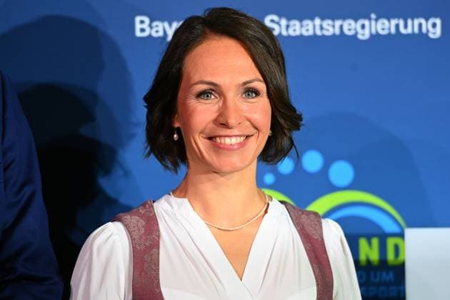 Magdalena NEUNER Ex biathlete, single picture, cropped single motif, portrait, portrait Bavarian Sports Award 2025 at BMW Welt, red carpet, red carpet on 11 10 2025