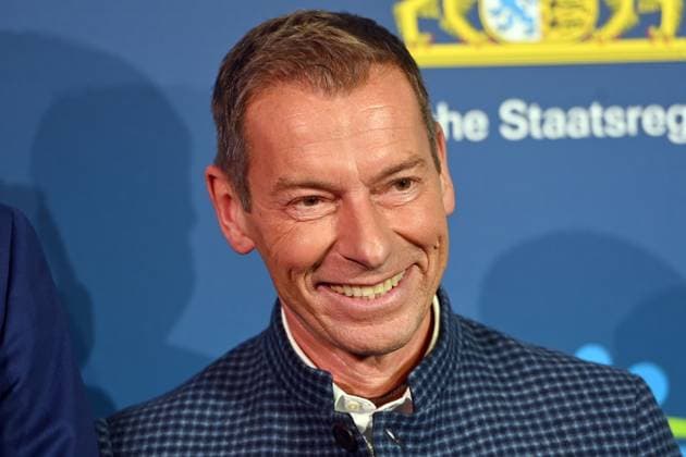 Markus OTHMER sports presenter, single picture, cropped single motif, portrait, portrait Bavarian Sports Award 2025 at BMW Welt, red carpet, red carpet on 11 10 2025