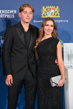 Justin ENGEL with girlfriend Elisabeth BRIXEL Tennis pro and award winner of the Bavarian Sports Award 2025 at BMW Welt, Red Carpet on 11 10 2025