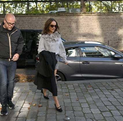 Natalie Portman arrive au cinéma UGC Cinté Cité à Paris, le 12 octobre 2025, pour la pour lavant première d Arco , le film danimation de science fiction fantastique produit par sa société MountainA Yehiel Chekroune Bestimage Natalie Portman arrives at the UGC Cinté Cité cinema in Paris, on October 12th, 2025, for the premiere of Arco, the animated science fiction fantasy film produced by her company MountainA Paris France  Copyright: xYehielxChekrounex xBestimagexYehielxChekrounex xBestimagex