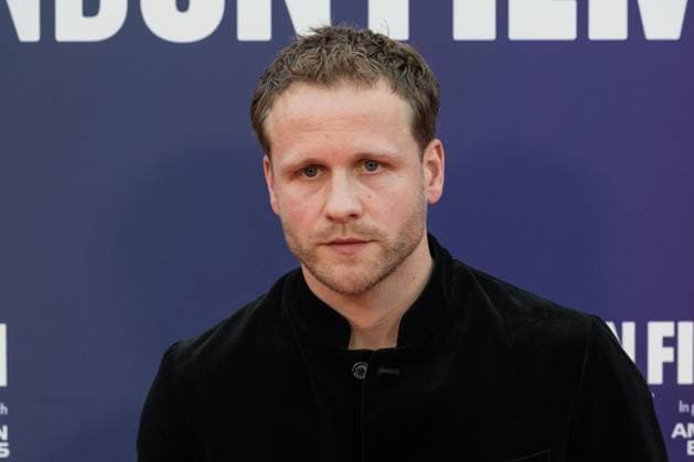October 12, 2025, London, England, United Kingdom: JOSH DYLAN attends the UK premiere of H is for Hawk during the 69th BFI London Film Festival at the Royal Festival Hall. London United Kingdom - ZUMAs371 20251012_zip_s371_029 Copyright: xWiktorxSzymanowiczx