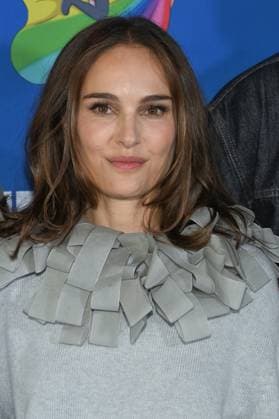 Natalie Portman attend the Arco Premiere at UGC Cine Cite Bercy 449620 2025 10 12 Paris Egypt  Copyright: xLionelxGuericolasx xStarfacex STAR_449620_003