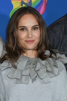 Natalie Portman attend the Arco Premiere at UGC Cine Cite Bercy 449620 2025 10 12 Paris Egypt  Copyright: xLionelxGuericolasx xStarfacex STAR_449620_008