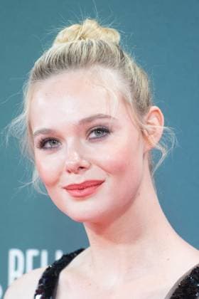 London Film Festival 2025 - Sentimental Value Arrivals at Royal Festival Hall, Southbank, London Elle Fanning attends the Headline Gala of Sentimental Value at The 69th BFI London Film Festival at Royal Festival Hall, Southbank, London, England, UK on Sunday 12 October, 2025., Credit:Justin Ng Avalon UK, England, London, Royal Festival Hall, Southbank Copyright: xJustinxNgx xAvalonx 1045056324