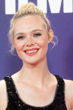 London Film Festival 2025 - Sentimental Value Arrivals at Royal Festival Hall, Southbank, London Elle Fanning attends the Headline Gala of Sentimental Value at The 69th BFI London Film Festival at Royal Festival Hall, Southbank, London, England, UK on Sunday 12 October, 2025., Credit:Justin Ng Avalon UK, England, London, Royal Festival Hall, Southbank Copyright: xJustinxNgx xAvalonx 1045056334