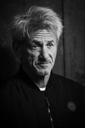 Festival Lumiere Sean Penn receives a plaque in his name 449618 2025 10 12 Lyon France  Copyright: xSergexArnalx xStarfacex STAR_449618_011