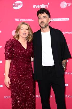 Tim Allhoff with guest at the Opus Klassik 2025 award ceremony at the Konzerthaus am Gendarmenmarkt Berlin, 12 10 2025 Foto:xN.xKubelkax xFuturexImagex opus_5027