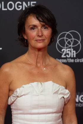 Photocall Of Tatort: Die Schoepfung During Cologne International Film Festival Bettina Engelhardt poses for a picture during the photo call of Tatort-Die Schoepfung at Film Palast during the Cologne Film Festival 2025 in Cologne, Germany, on October 12, 2025. cologne Germany  Copyright: xYingxTangx originalFilename: tang-notitle251012_npKQs.jpg