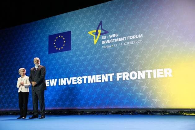 EU-Western Balkans Investment Forum Begins in Albani TIRANA, ALBANIA - OCTOBER 13: (----EDITORIAL USE ONLY - MANDATORY CREDIT - ALBANIAN PRIME MINISTRY HANDOUT - NO MARKETING NO ADVERTISING CAMPAIGNS - DISTRIBUTED AS A SERVICE TO CLIENTS----) EU Commission President Ursula von der Leyen (L) and Albanian Prime Minister Edi Rama (R) attend the opening of the European Union (EU)-Western Balkans Investment Forum, held for the first time at the Palace of Congresses with the participation of regional officials and investors from around the world, in Tirana, Albania, on October 13, 2025. Albanian Prime Ministry Handout Anadolu Tirana Albania. Editorial use only. Please get in touch for any other usage.  Copyright: x2025xAnadoluxAlbanianxPrimexMinistryx Handoutx