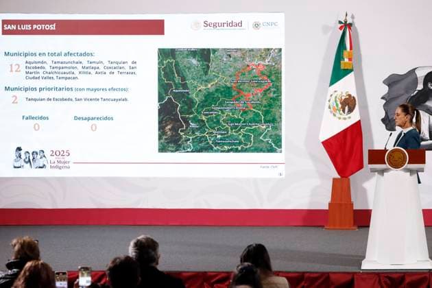 Mexico™s President Claudia Sheinbaum Holds Havy Rains Damage Report Mexican President Claudia Sheinbaum Pardo released the damage report and the emergency measures adopted due to the heavy rains during a press conference at the National Palace on October 13, 2025, in Mexico City, Mexico. (Photo by Luis Barron Eyepix Group) Copyright: xLuisxBarronx xEyepixxGroupx LB_13102025_6