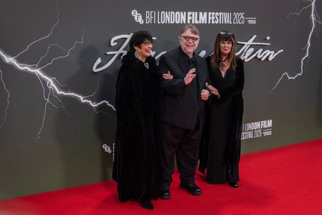 Frankenstein Headline Gala - The 69th BFI London Film Festival at The Royal Festival Hall - 13 Oct 2025 Martine Beswicke, Guillermo del Toro and Caroline Munro attend the Frankenstein Headline Gala at the 69th BFI London Film Festival at The Royal Festival Hall. London United Kingdom Copyright: xLoredanaxSangiulianox xSOPAxImagesx LSangiuliano-6245
