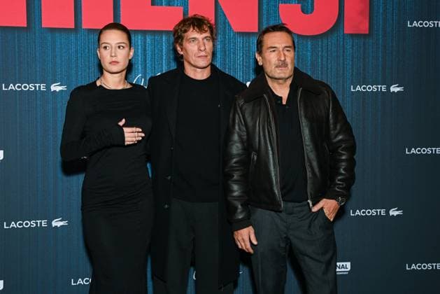 Adèle Exarchopoulos, Cédric Jimenez and Gilles Lellouche attend the Chien 51 Premiere at Le Grand Rex 449674 2025 10 13 Paris France  Copyright: xLionelxGuericolasx xStarfacex STAR_449674_052