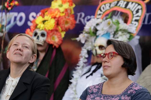 Xochimilco Mayor s Office Prepares For Various Cultural Activities For The Day Of The Dead In Mexico Circe Camacho, the mayor of Xochimilco in Mexico City, holds a press conference to announce various cultural activities to commemorate the Day of the Dead in Mexico on November 1, 2025. The event takes place on October 13, 2025. Plays, guided street tours, and trajineras are part of the district s cultural repertoire. Mexico City Mexico City Mexico  Copyright: xGerardoxVieyrax originalFilename: vieyra-notitle251013_npEnp.jpg