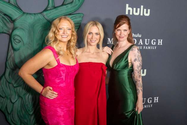 Hulu s Murdaugh: Death in the Family New York Premiere in New York, USA - 13 Oct 2025 (L-R) Mandy Matney, Brittany Snow and Erin Lee Carr attend the Hulu s Murdaugh: Death In The Family New York premiere at 7 Hudson Square. New York United States Copyright: xRonxAdarx xSOPAxImagesx _radar_murdaugh_20251013_01332