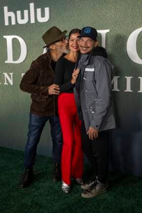 Hulu s Murdaugh: Death in the Family New York Premiere in New York, USA - 13 Oct 2025 Jill Hennessy (C) attends the Hulu s Murdaugh: Death In The Family New York premiere at 7 Hudson Square. New York United States Copyright: xRonxAdarx xSOPAxImagesx _radar_murdaugh_20251013_01559