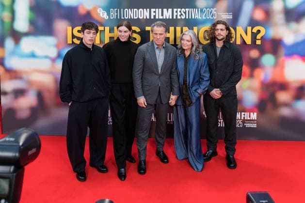 Is This Thing On? Gala at 69th BFI London Film Festival LONDON, UNITED KINGDOM - OCTOBER 14: Daniel Bishop, Luke Bishop, John Bishop, Melanie Bishop and Joe Bishop attend the UK premiere of Is This Thing On? during the 69th BFI London Film Festival at the Royal Festival Hall in London, United Kingdom on October 14, 2025. Wiktor Szymanowicz Anadolu London United Kingdom. Editorial use only. Please get in touch for any other usage.  Copyright: x2025xAnadoluxWiktorxSzymanowiczx