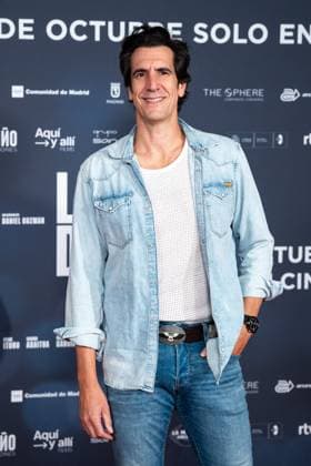 October 14, 2025, Madrid, Madrid, SPAIN: Rodrigo Poison attends the premiere of La Deuda in Madrid, the new Spanish film directed by and starring Daniel Guzman. Madrid SPAIN - ZUMAc270 20251014_zip_c270_039 Copyright: xDavidxCruzxSanzx