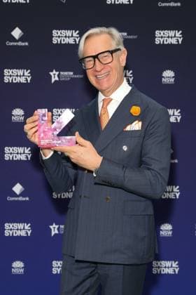 October 15, 2025: Film Director PAUL FEIG receives the inaugural SXSW Sydney Screen Pioneer Award at SXSW Sydney 2025 at the ICC on October 15, 2025 in Sydney, NSW Australia - ZUMAa155 20251015_aaa_a155_015 Copyright: xChristopherxKhouryx