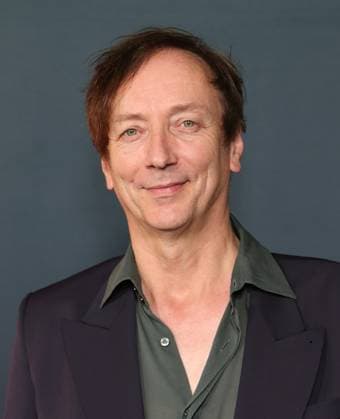 14 October 2025 - Los Angeles, California - Volker Bertelmann. Los Angeles Special Screening Of Netflix s Ballad Of A Small Player held at The Egyptian Theater. Los Angeles USA - ZUMAa123 20251014_zaa_a123_015 Copyright: xADx