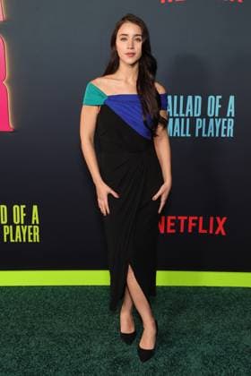 14 October 2025 - Los Angeles, California - Caylee Cowan. Los Angeles Special Screening Of Netflix s Ballad Of A Small Player held at The Egyptian Theater. Los Angeles USA - ZUMAa123 20251014_zaa_a123_058 Copyright: xADx