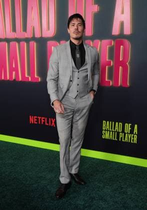 14 October 2025 - Los Angeles, California - Lewis Tan. Los Angeles Special Screening Of Netflix s Ballad Of A Small Player held at The Egyptian Theater. Los Angeles USA - ZUMAa123 20251014_zaa_a123_109 Copyright: xADx