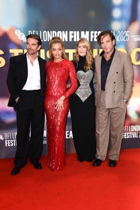Bradley Cooper, Andra Day, Laura Dern and Will Arnett at the premiere of the feature film Is This Thing On at the 69 BFI London Film Festival 2025 at the Royal Festival Hall London, 14 10 2025 Foto:xS.xVasx xFuturexImagex thing_5065
