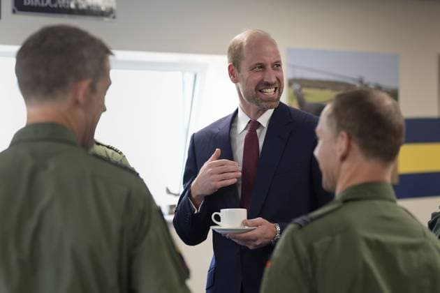 . 15 10 2025. Wallingford, United Kingdom. Prince William and Crown Prince Hussein of Jordan during a visit to RAF Benson in Wallingford, United Kingdom.  xPoolx xi-Imagesx IIM-26304-0004