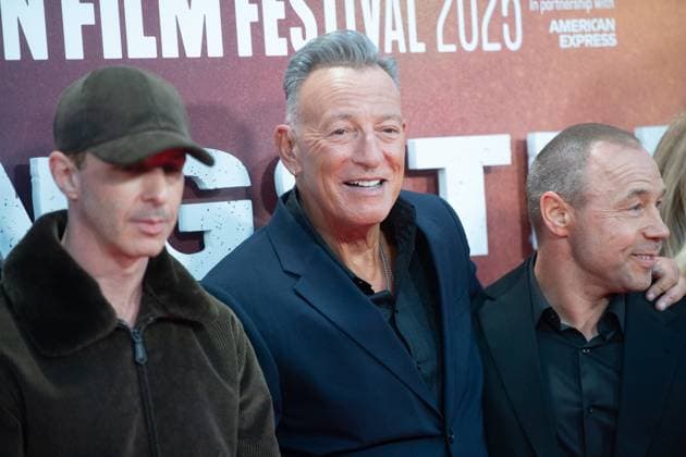 London Film Festival 2025 - Springsteen: Deliver Me from Nowhere Arrivals at Royal Festival Hall, Southbank, London Jeremy Strong, Bruce Springsteen, Stephen Graham, Ellen Goldsmith-Bein attends the Headline Gala of Springsteen: Deliver Me from Nowhere at The 69th BFI London Film Festival at Royal Festival Hall, Southbank, London, England, UK on Wednesday 15 October, 2025., Credit:Justin Ng Avalon UK, England, London, Royal Festival Hall, Southbank  Copyright: xJustinxNgx xAvalonx 1045764217
