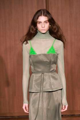 Lilly Sarti fashion show at SPFW N60 in Sao Paulo Sao Paulo (SP), 10 15 2025 - fashion show force Lilly Sarti fashion show at Sao Paulo Fashion Week - SPFW N60, at the Iguatemi Theater in Sao Paulo, this Wednesday, October 15, 2025. (Foto: Leco Viana Thenews2 imago images) Lilly Sarti fashion show at SPFW N60 in Sao Paulo  Copyright: xLecoxVianax