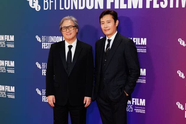 Chan-wook Park and Byung-hun Lee - BFI London Film Festival Gala - Red carpet - UK Premiere of No Other Choice - London, UK on 15th October 2025 Chan-wook Park and Byung-hun Lee - BFI London Film Festival Gala - Red carpet - UK Premiere of No Other Choice - London, UK on 15th October 2025, Credit:Avalon United Kingdom, London, Royal Festival Hall  Copyright: xAvalonx 1045795383