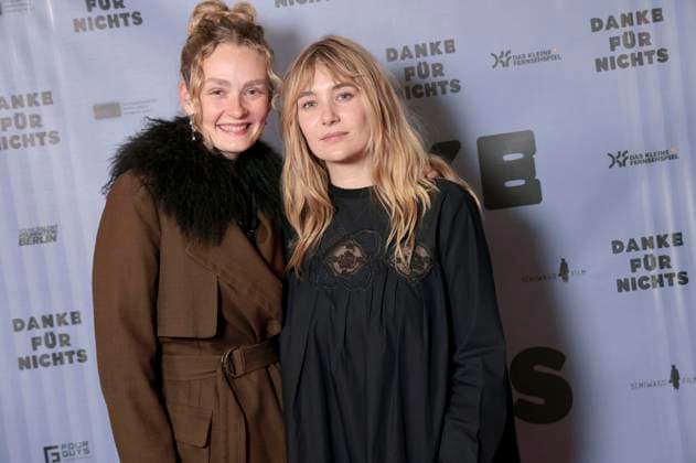 Rosa Lee Markert and Stella Marie Markert at the premiere of the movie Danke für nichts at the Filmtheater Colosseum Berlin, 15 10 2025 Foto:xS.xGabschx xFuturexImagex danke_5010