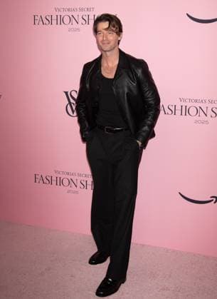 Pink carpet arrivals for the Victoria s Secret 2025 Fashion Show Featuring: Patrick Schwarzenegger Where: Brooklyn, New York, United States When: 15 Oct 2025 Credit: Janet Mayer INSTARimages.com EDITORIAL USE ONLY. NOT FOR USE BY NEWSPAPERS BASED IN THE UK. Copyright: xx instar55181255
