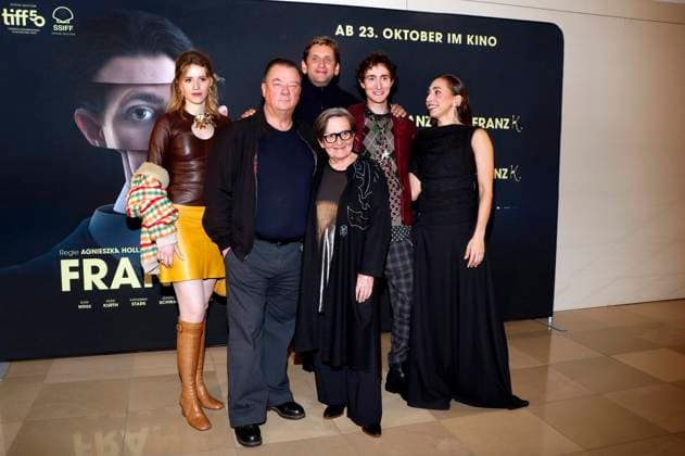 Katharina Stark, Peter Kurth, Sebastian Schwarz, Agnieszka Holland, Idan Weiss and Carol Schuler at the premiere of the film Franz K at the Delphi Filmpalast am Zoo Berlin, 15 10 2025 Foto:xA.xBuggex xFuturexImagex franz_5062