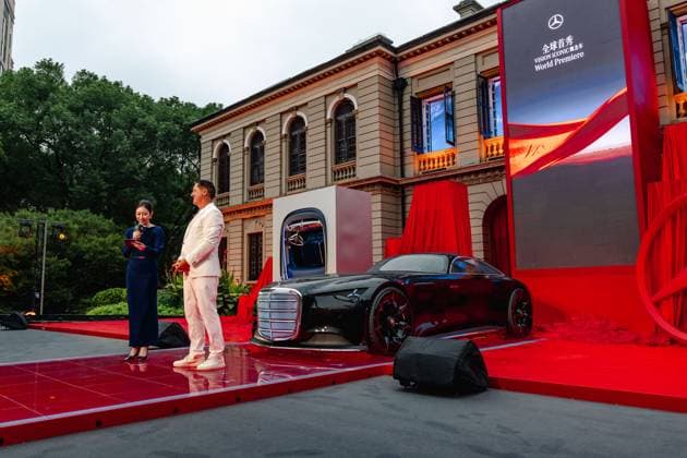 VIDEO: Fans drool over Mercedes’ jaw-dropping Vision Iconic concept car Story from Jam Press (Mercedes Concept Release) Pictured: The world premiere of the Vision Iconic in Shanghai 2025. VIDEO: Fans drool over Mercedes’ jaw-dropping Vision Iconic concept car Mercedes has unveiled a stunning new concept motor that’s left car lovers around the world drooling. The Mercedes-Benz Vision Iconic pays tribute to the brand’s rich history while offering a bold glimpse into its high-tech future. The breathtaking two-door coupé showcases how the German giant’s cars of tomorrow could look - and fans can’t get enough of it. The sleek motor boasts a gigantic grille inspired by classics like the W108, W111 and 600 Pullman - complete with a chrome f  Copyright: xJamxPress Mercedes-BenzxAG