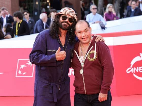 Rome Cinema Fest 2025, Day 2 - Red carpet for the film Bombolo - Core de Roma. Pictured: Bombolo lookalikes and Tomas Milian.  Copyright: xMarcoxProvvisionatox xipa-agency.netx xDxAvanzo Provvisionatox IPA_Agency_IPA66659793