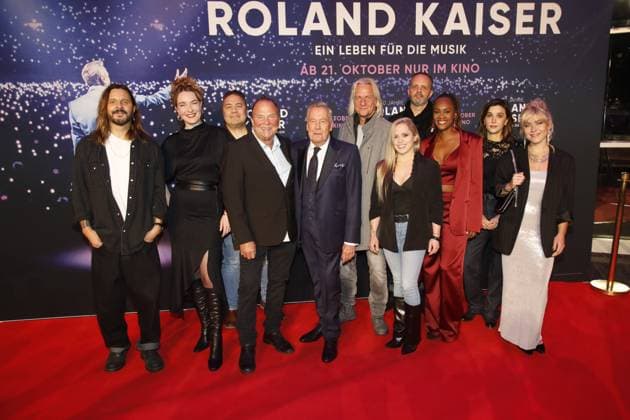 World premiere of the concert film 50 JAHRE ROLAND KAISER EIN LEBEN FÜR DIE MUSIK Münster, 16 10 2025 Roland Kaiser at the world premiere of the Roland Kaiser movie 50 Jahre Roland Kaiser Ein Leben für die Musik at Cineplex Kino Münster Nordrhein Westfalen Germany Copyright: xMatthiasxGränzdörferx