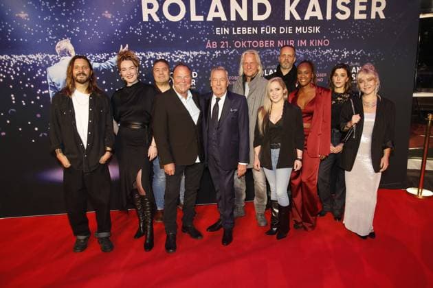 World premiere of the concert film 50 JAHRE ROLAND KAISER EIN LEBEN FÜR DIE MUSIK Münster, 16 10 2025 Roland Kaiser at the world premiere of the Roland Kaiser movie 50 Jahre Roland Kaiser Ein Leben für die Musik at Cineplex Kino Münster Nordrhein Westfalen Germany Copyright: xMatthiasxGränzdörferx