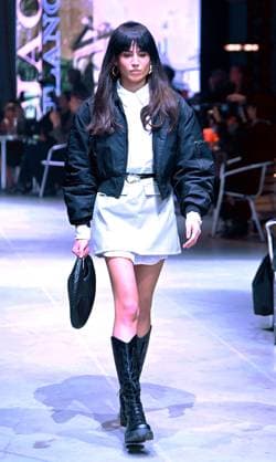 Milan, Italy: Milan - SHEIN Fashion Show Event at Via Rubattino 56 Milan Italy  - ZUMAp169 20251016_zea_p169_1179 Copyright: xMaurizioxMaulex