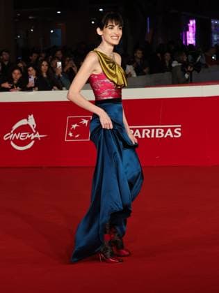 Rome: Rome Cinema Fest 2025, evening 2 - Red carpet screening of Breve Storia d amore. Pictured: Pilar Fogliati Rome  - ZUMAp169 20251016_zea_p169_1272 Copyright: xMarcoxProvvisionatox