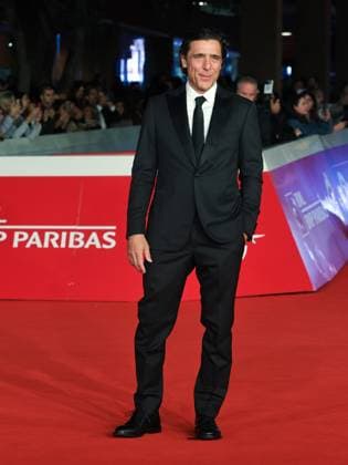 Rome: Rome Cinema Fest 2025, evening 2 - Red carpet screening of Breve Storia d amore. Pictured: Adriano Giannini Rome  - ZUMAp169 20251016_zea_p169_1273 Copyright: xMarcoxProvvisionatox