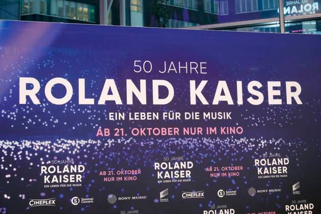 World premiere of the Roland Kaiser concert film 50 years of Roland Kaiser A life for music in Münster Münster, 16 10 2025 Roland Kaiser Wand at the world premiere of the Roland Kaiser concert film in Münster NRW Copyright: xMatthiasxGränzdörferx