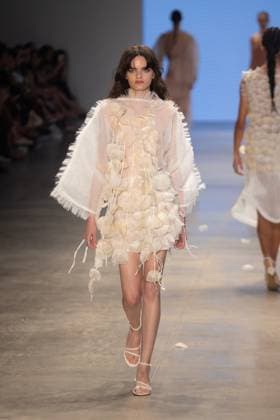 SaO PAULO, SP - 16.10.2025: SPFW N60 - Fashion designer Marina Bitu& 39;s fashion show at SPFW N60 takes place this Thursday afternoon (16) at the Brazilian Cultures Pavilion in Ibirapuera Park, in Sao Paulo, SP. x2825473x  RodileixMorais